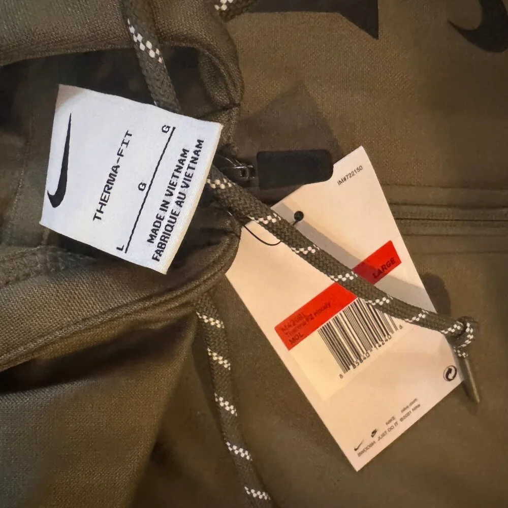 NEW WITH TAGS - Nike Duke Blue Devils zip up hoodie - Size Large - Picture 2 of 3